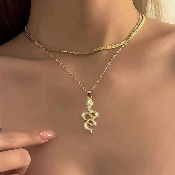 Jewelry - Rhinestone Snake Layered Chain Necklace